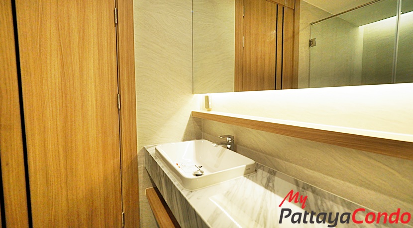 Cetus Beachfront Condo Pattaya For Sale - CETUS04