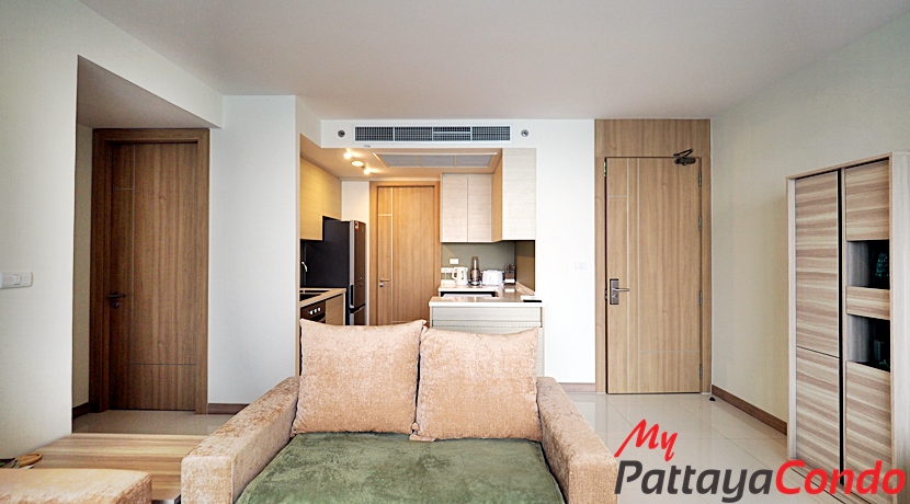 Riviera Wong Amat Condo For Sale - RW09