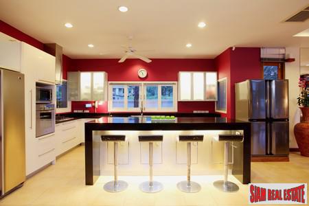 Loch Palm Villa | Luxury and Spacious House for Sale in Kathu