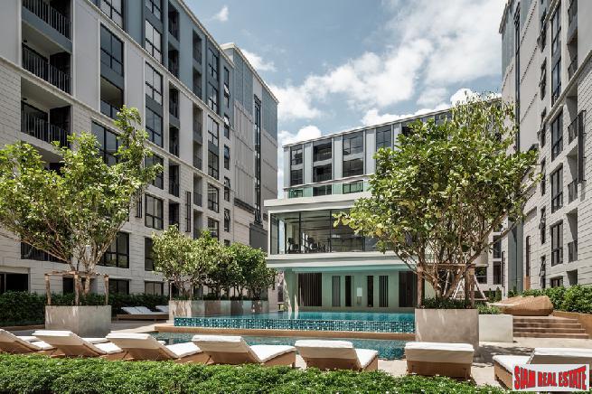New Luxury Low Rise Condominium Project in an Excellent Area Rama 9 - One Beds