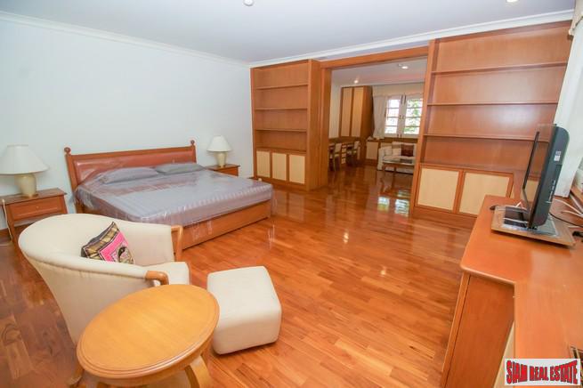 Lakeside Villa 1 | Modern Three Bedroom Home Surrounding in a Park-Like Setting, Bang Na, Bangkok