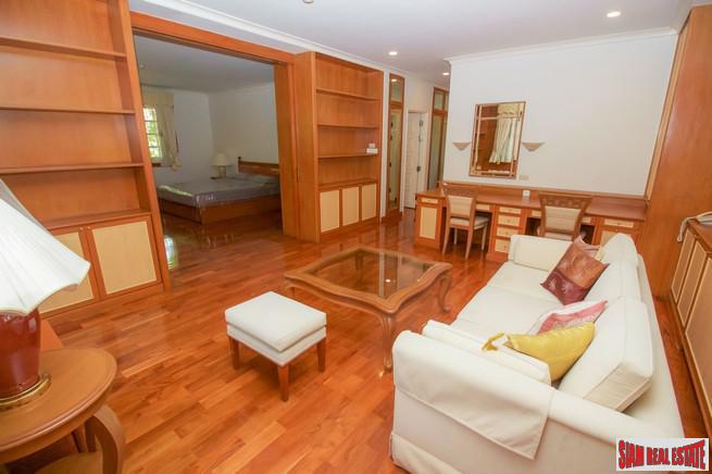 Lakeside Villa 1 | Modern Three Bedroom Home Surrounding in a Park-Like Setting, Bang Na, Bangkok