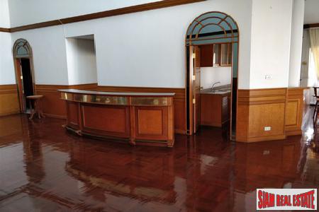 Le Premier 1 | Large Penthouse Condo at Sukhumvit 23, Bangkok-15