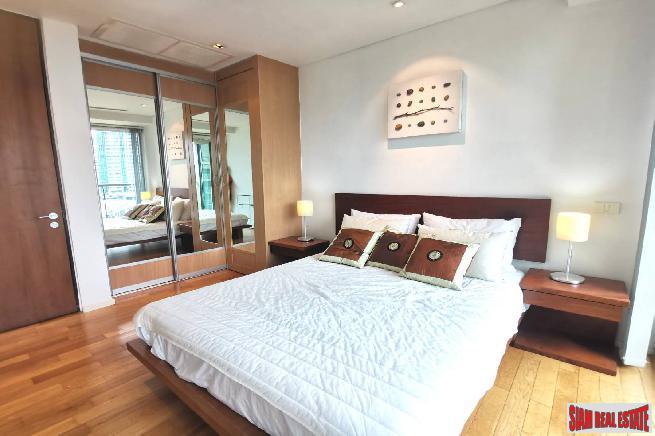 The Lakes | Modern One Bedroom Luxury Condo for Rent with Views next to Benchakiti Park, Asoke-1