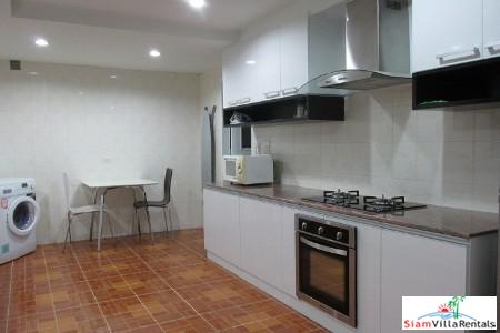 President Park View Tower | Large Three Bedroom Great for Families on Sukhumvit 24