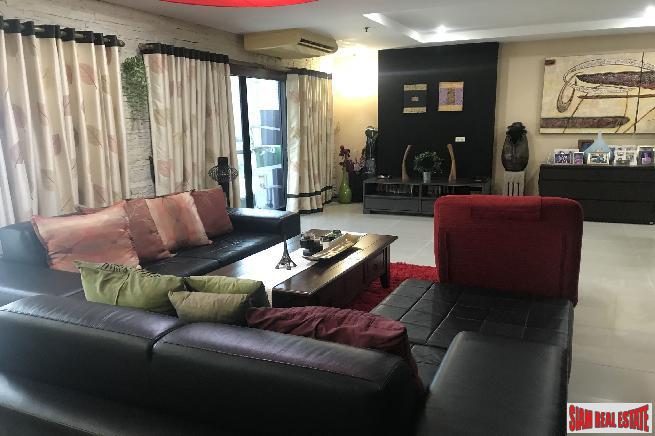 Bann Prompong Condo | Beautiful 2 Bed Condo near Phetchaburi Road and BTS Phrom Pong, Sukhumvit 39-3