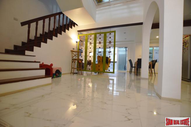 Leo Classic Place | Large Three Storey Family Townhouse on Sukhumvit 39-8