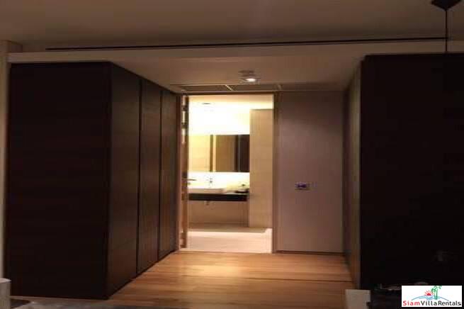Saladaeng Residences | New and Modern One Bedroom Condo Close to Many Conveniences in Lumphini-11