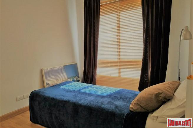 Baan Klang Muang S-Sense | Three Bedroom Three Storey Corner Home Perfect for a Family in Khwaeng Wang Thonglang-11