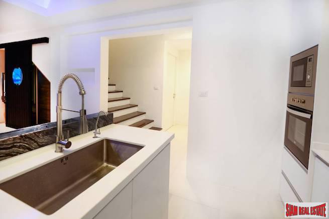 Bright Modern & New Two Storey Villa with Private Pool in Rawai