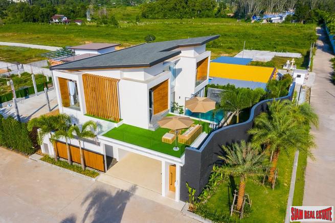 Luxury Contemporary Pool Villa Development in Cherng Talay