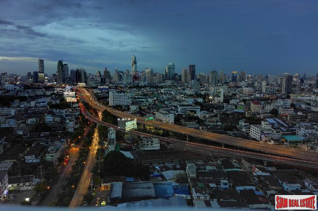 The Key Sathorn Charoenraj