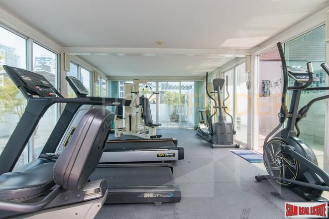 Urbana Sukhumvit 15 | Bright and Quiet Newly Renovated Two Bedroom Condo for Sale in Asok-17