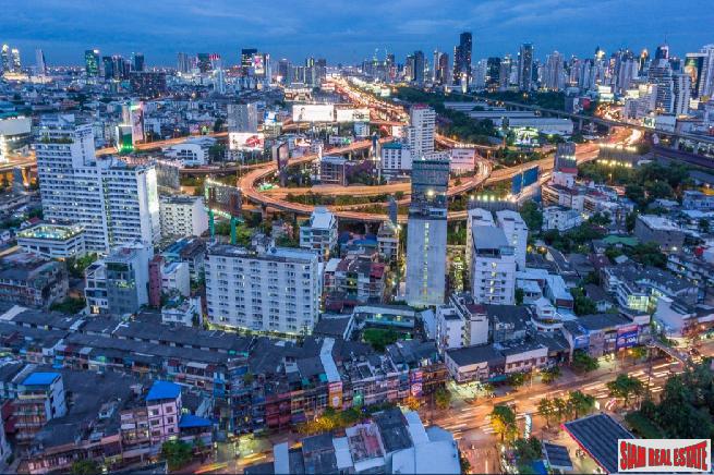 Just Completed Luxury High-Rise Condo with 360 Roof Pool at Victory Monument, Phaya Thai - Studio Units-28