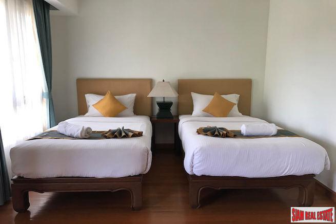 Laguna Townhomes | Spectacular Golf Course Views from this Three Bedroom Townhome for Sale