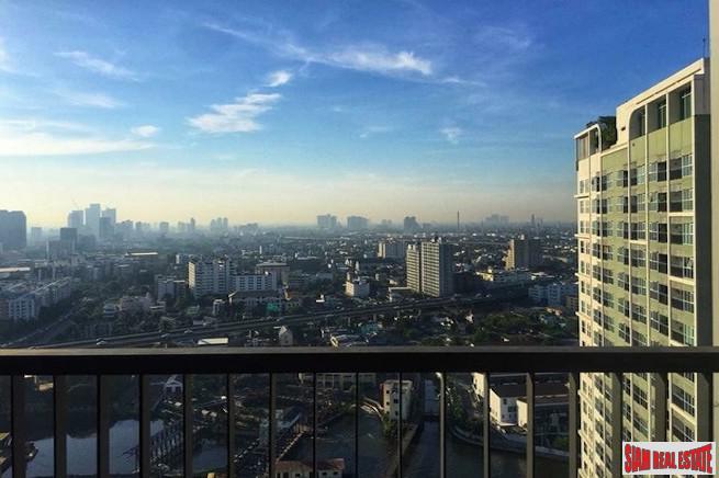 Life Sukhumvit 48 | Sunny One Bedroom on High Floor for Sale in Phra Khanong-0
