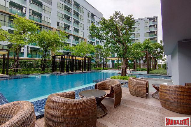 Ready to Move in Resort Style Low-Rise Condo next to Canal at Sukhumvit 50, BTS Onnut - 2 Bed Units - Up to 33% Discount and Full Furnished!
