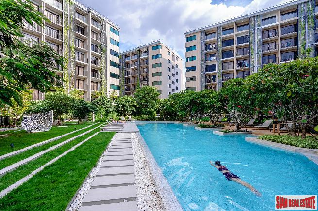 Newly Completed Luxury Low-Rise Condo at Sathorn - Charoenrat - 1 Bed Units-0