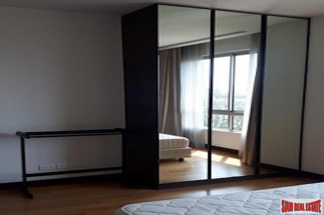 The Lofts Yennakart | Urgent Sale - Two Bedroom Condo with Excellent Facilities for Sale in Chong Nonsi-7