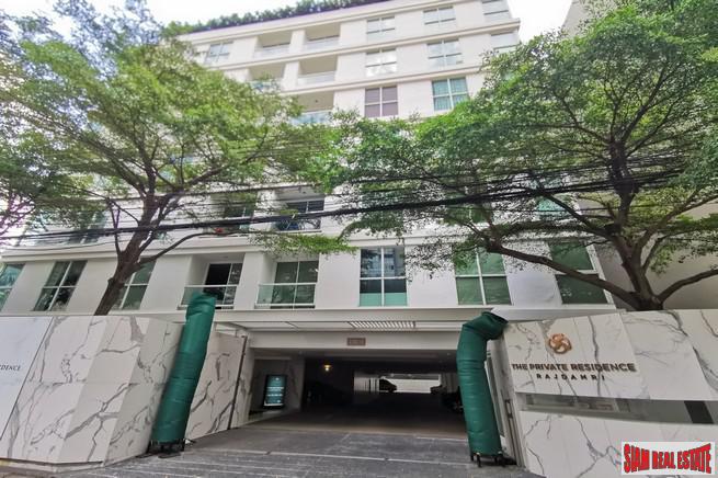Luxury Low-Rise Freehold Residence Ready to Move in at the Exclusive Area of Ratchadamri, Lumpini - 2 Bed Plus Units-0