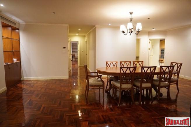 Kallista Mansion | Large Luxury Three Bedroom + Maids Room in Well Maintained Nana Property - Pet Friendly!-6