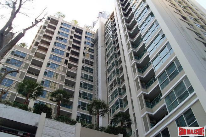 Address Chidlom | Extra Large One Bedroom with City Views for Rent