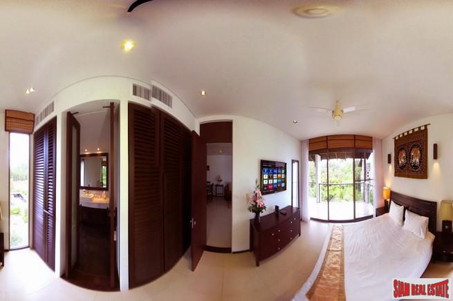 Tropical Two Bedroom Apartment in a Bang Tao Resort