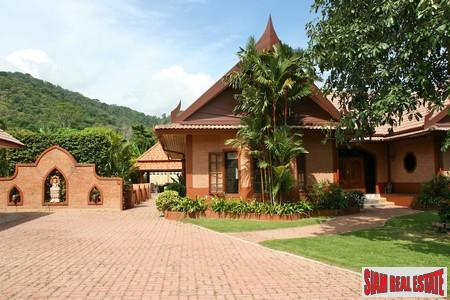 Spacious Three Bedroom House Plus Guest House in Rawai