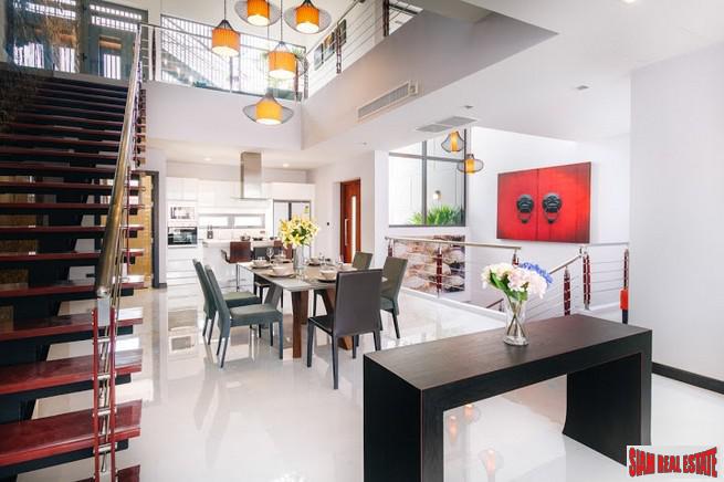Three- to Four-Bedroom Townhome with Sea View Rooftop Pool in Rawai